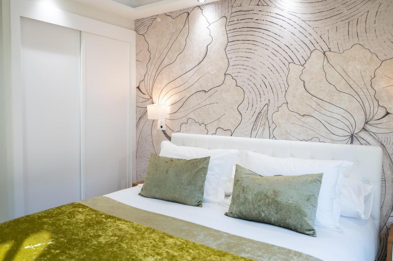 The Mirror & Luxury Appartement El Tarter